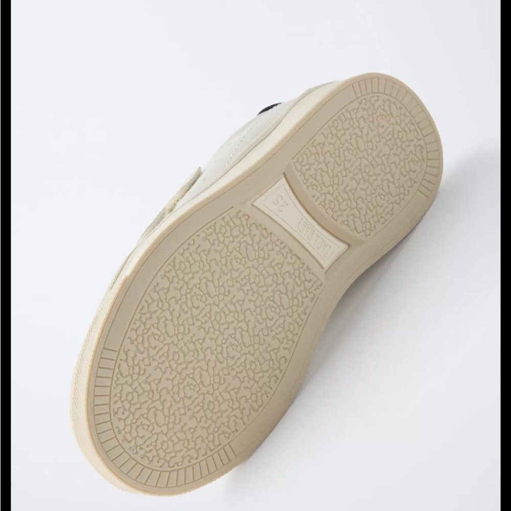 NWT Zara Kids Cream and Blue Velcro Sneakers - Picture 8 of 8